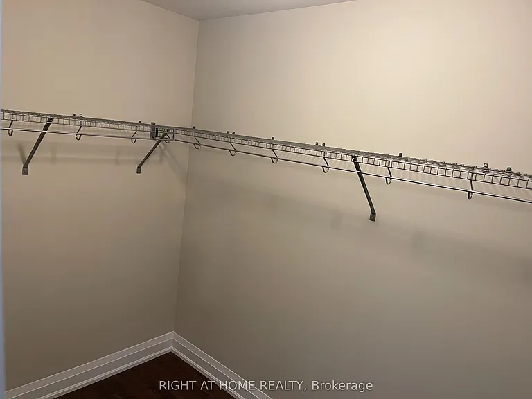 114 Kalinda Rd — Photo 20
