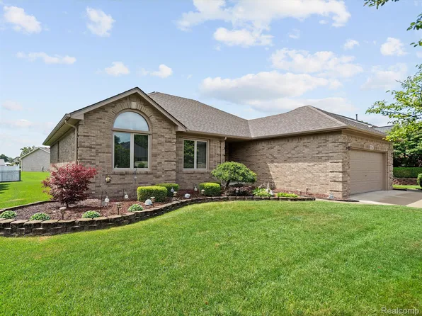 57795 Ruby Ln, Washington, MI 48094