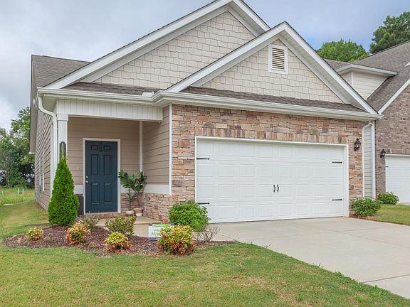 3rd image of 1141 Birkhall Blvd