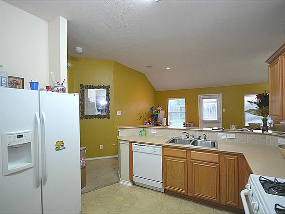 5th image of 7611 Northfork Hollow Ln
