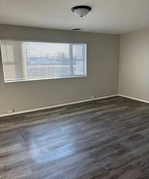 1103 Evans Ave #3C — Photo 4