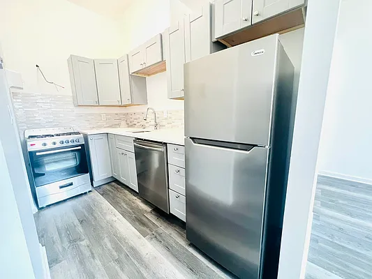 Rented by null | media 13