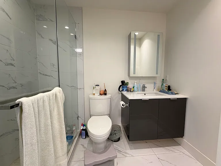 7777 Cambie St #405 — Photo 13