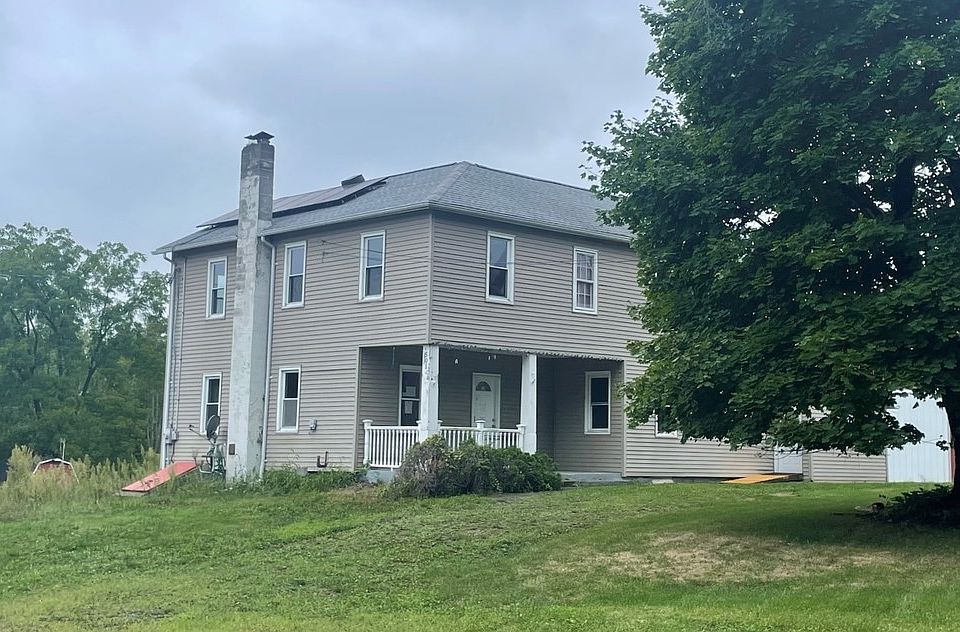 2nd image of 501 Knauss Rd