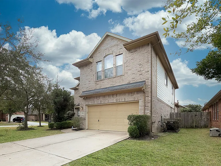 12802 Flat Creek Dr — Photo 36