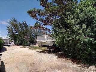 2nd image of 250 Navajo St