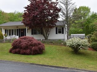 11 Luther Ln, Dudley, MA 01571