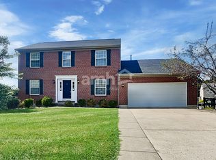 6939 Sandbur Ct, Burlington, KY 41005
