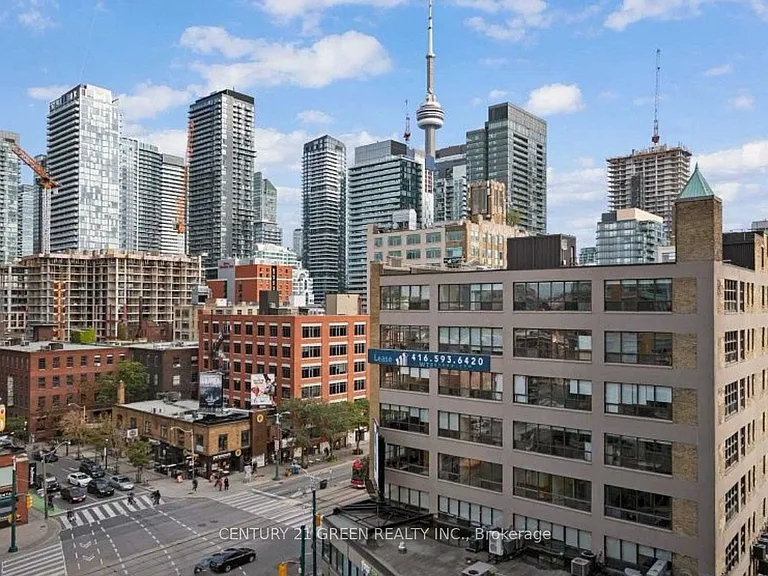 438 Richmond St W #819 — Photo 17