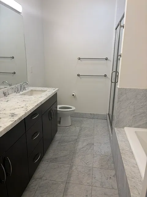 2 bed, 1322 sqft, $6,500 — Photo 3