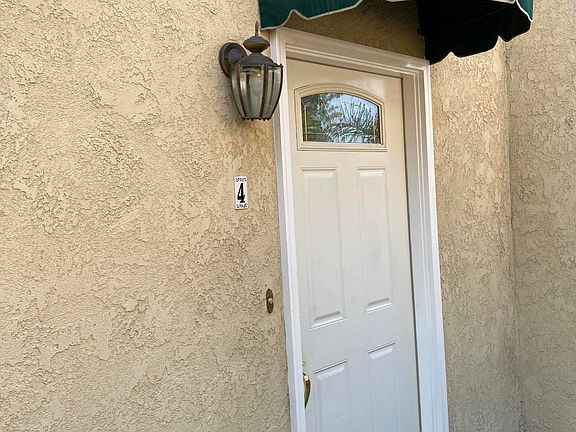 4th image of 253 N Mar Vista Ave APT 4