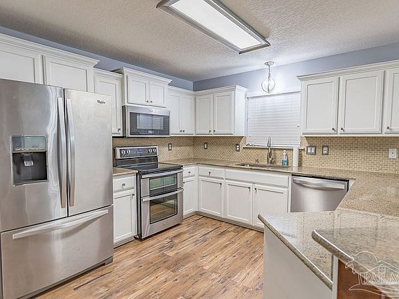 5th image of 816 Bunting Ct
