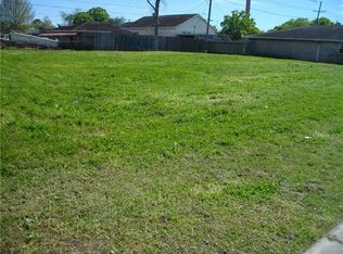 2317 Congressman Hebert Dr, Chalmette, LA 70043