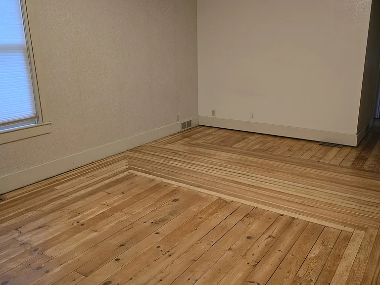 1904 Avenue J — Photo 1