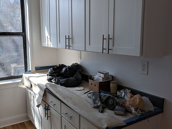 5th image of 8015 Grenfell St APT C20
