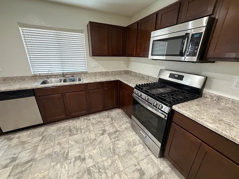 2309 Alejandro St — Photo 4