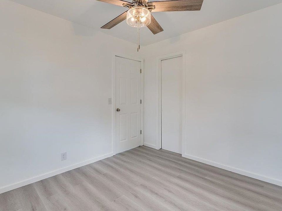 1st image of 2657 N Hood Ave