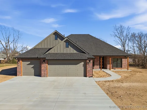 309 N 23rd St, Collinsville, OK 74021