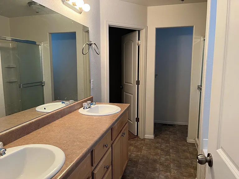 4445 Georgetown Dr — Photo 7