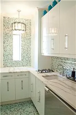 Sold by Bank Neary | media 17