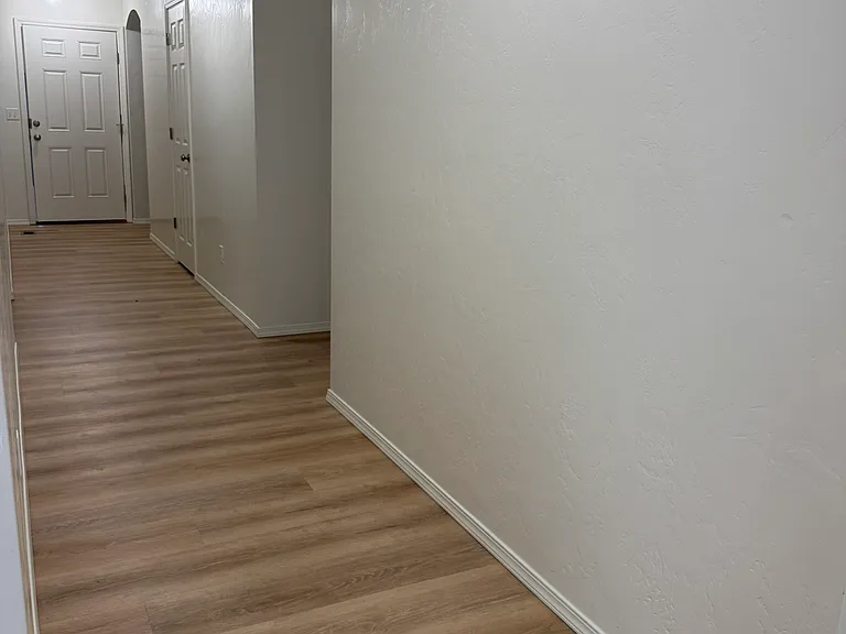 11407 Willamette Way — Photo 3