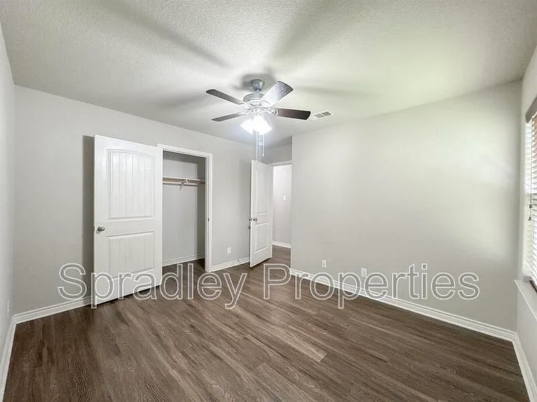 413 Bashaw Loop — Photo 13
