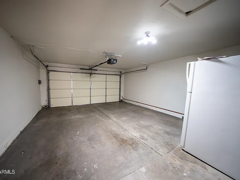 1118 S Surfside Dr — Photo 26