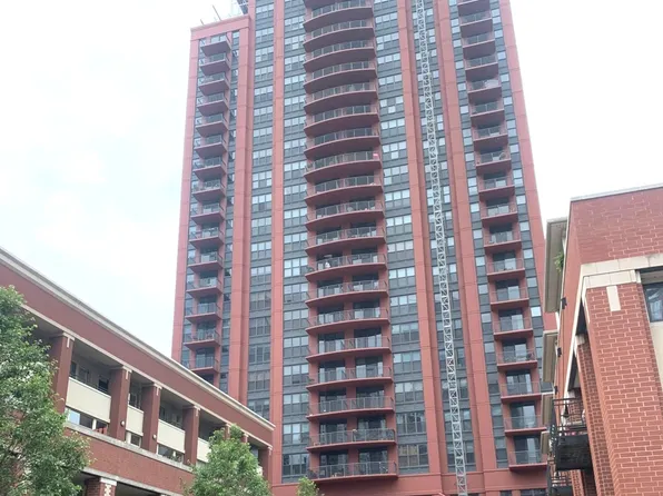 330 N Jefferson St APT 2203, Chicago, IL 60661