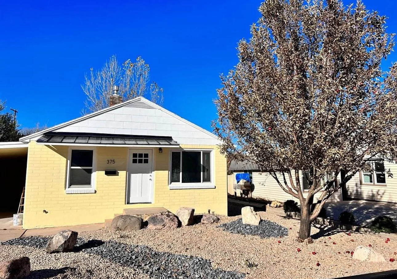 5 bed, 1344 sqft, $1,850 — Photo 1