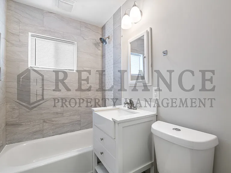2722 N Holyoke St — Photo 22