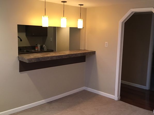 1323 Saint Clair Hwy