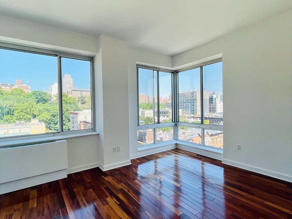 1st image of 454 Manhattan Ave #8CC