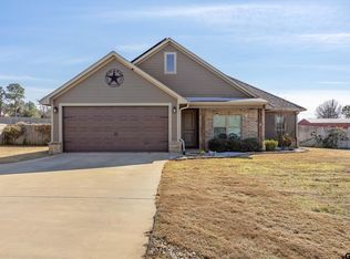 13367 Hickory Oak Dr, Lindale, TX 75771
