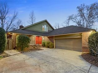 6204 Summertree Ln, Charlotte, NC 28226