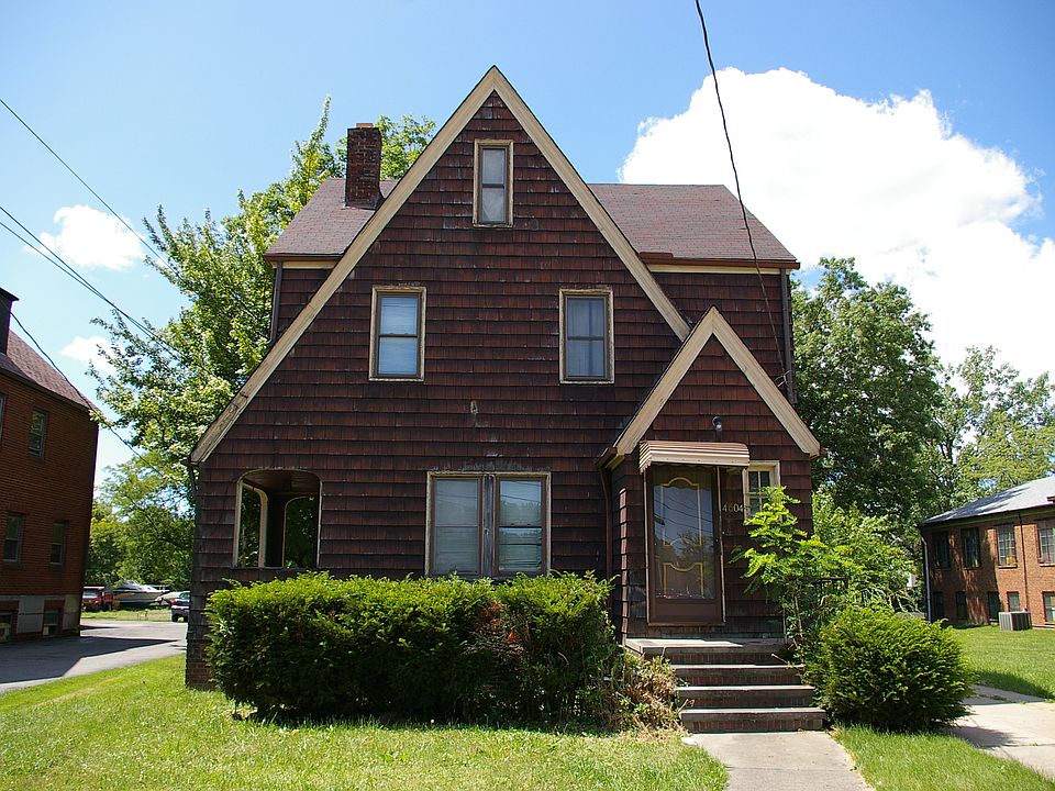 1st image of 4604 E 131st St