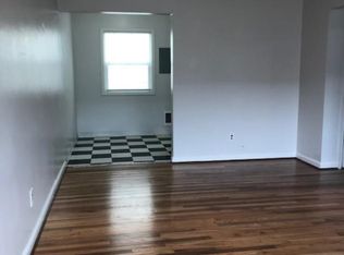 9030 SE Stark St #6, Portland, OR 97216
