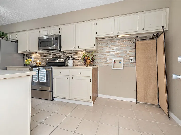 6602 Montauk Dr — Photo 14