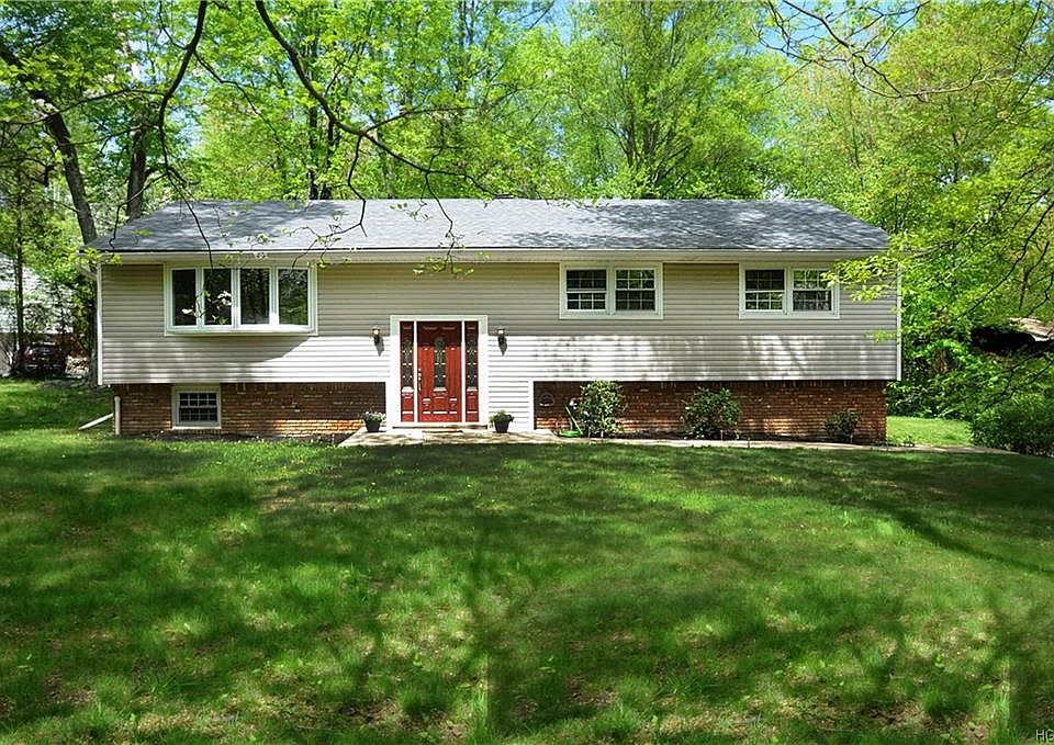 1st image of 1 Beverly Pl