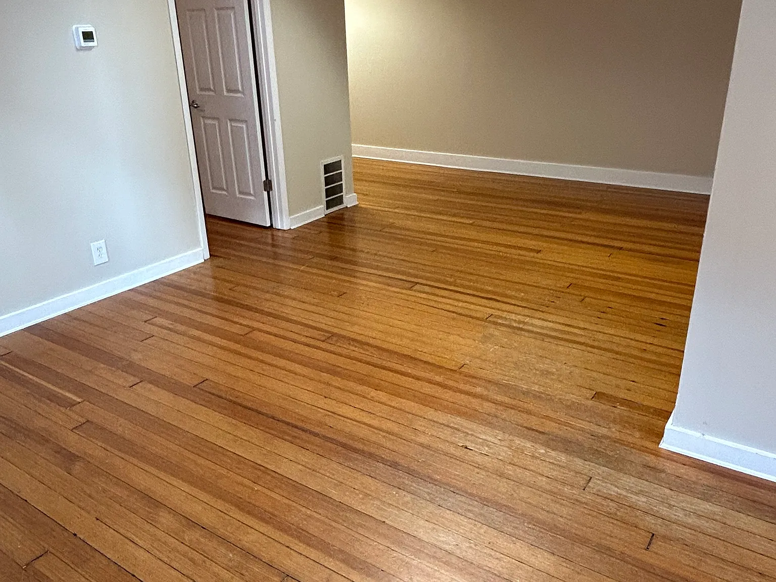 2 bed, 950 sqft, $950 — Photo 1