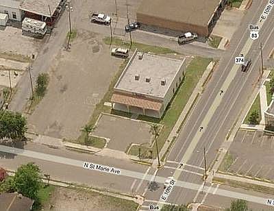 1st image of 923 N Saint Marie St