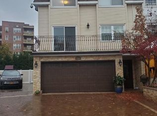 23-14 215th St #1, Bayside, NY 11360