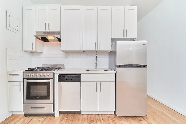 Rented by Living New York | media 13