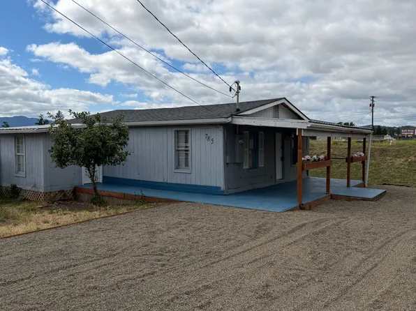 785 Park Hill Ln, Sutherlin, OR 97479