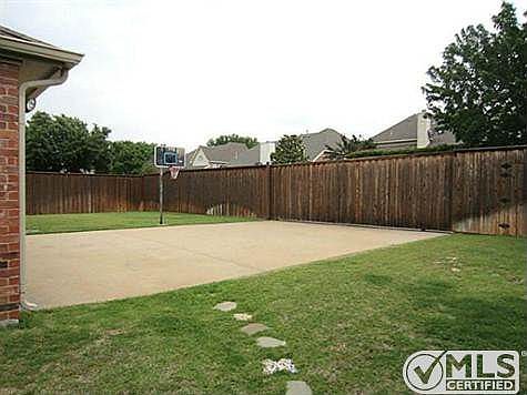 2nd image of 6300 Dakota Dr