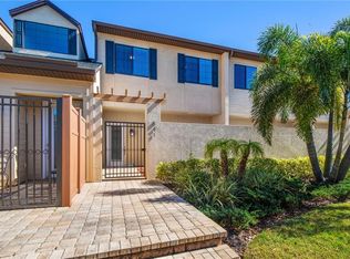 841 Highland St N, Saint Petersburg, FL 33701