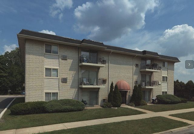1st image of 1850 Canal St APT 2C
