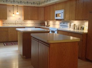 4677 W Giles Rd, Muskegon, MI 49445