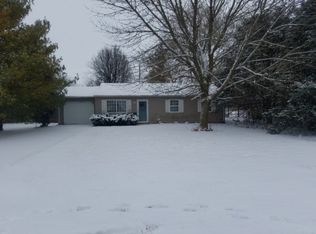 44 Apple Ct, Mattoon, IL 61938