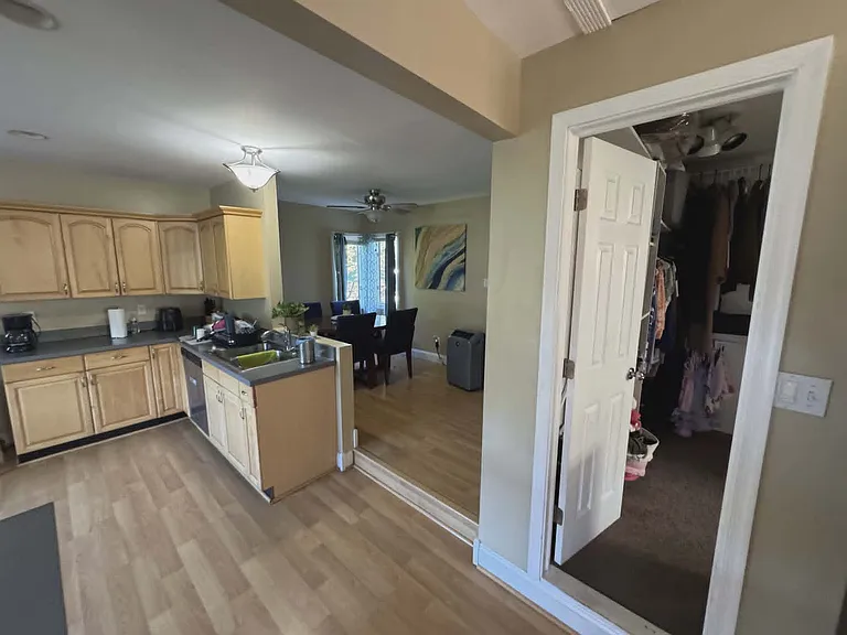 509 Hawthorne Rd — Photo 42