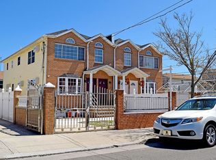 430 Beach 72nd St, Arverne, NY 11692